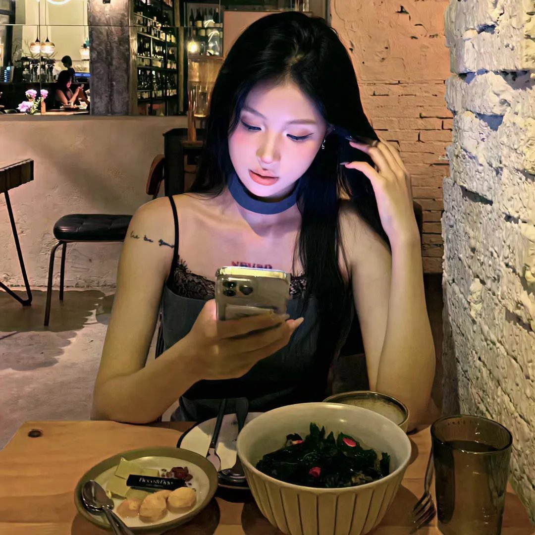 明星离婚传闻被曝隐婚生子，一夜之间直播间画面流出